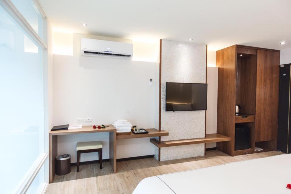 Da Pu Hotspring Hotel Wanli Luaran gambar